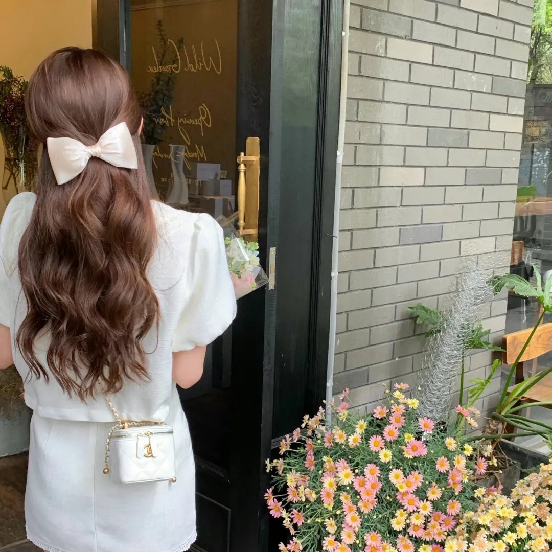 钢盔