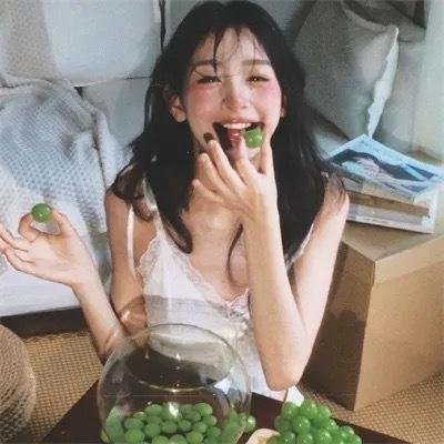 赤裸街